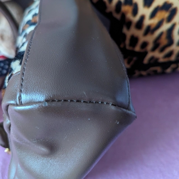 hello kitty leopard purse - Picture 3 of 8